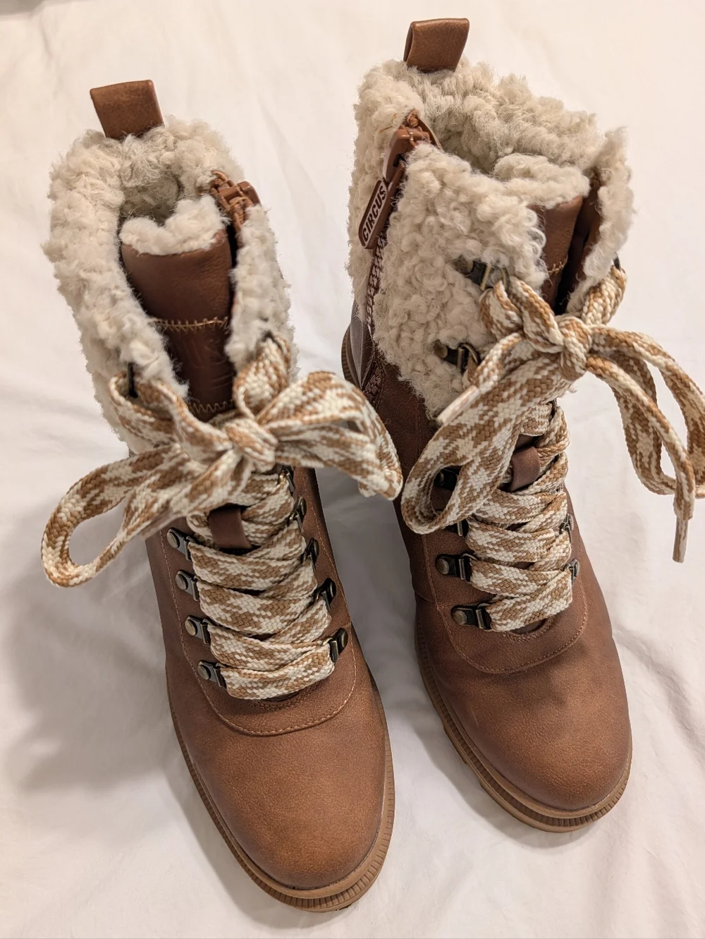 Circus By Sam Edelman Sambert Vegan Lace-up Ankle Boots Sherpa Chunky Sole